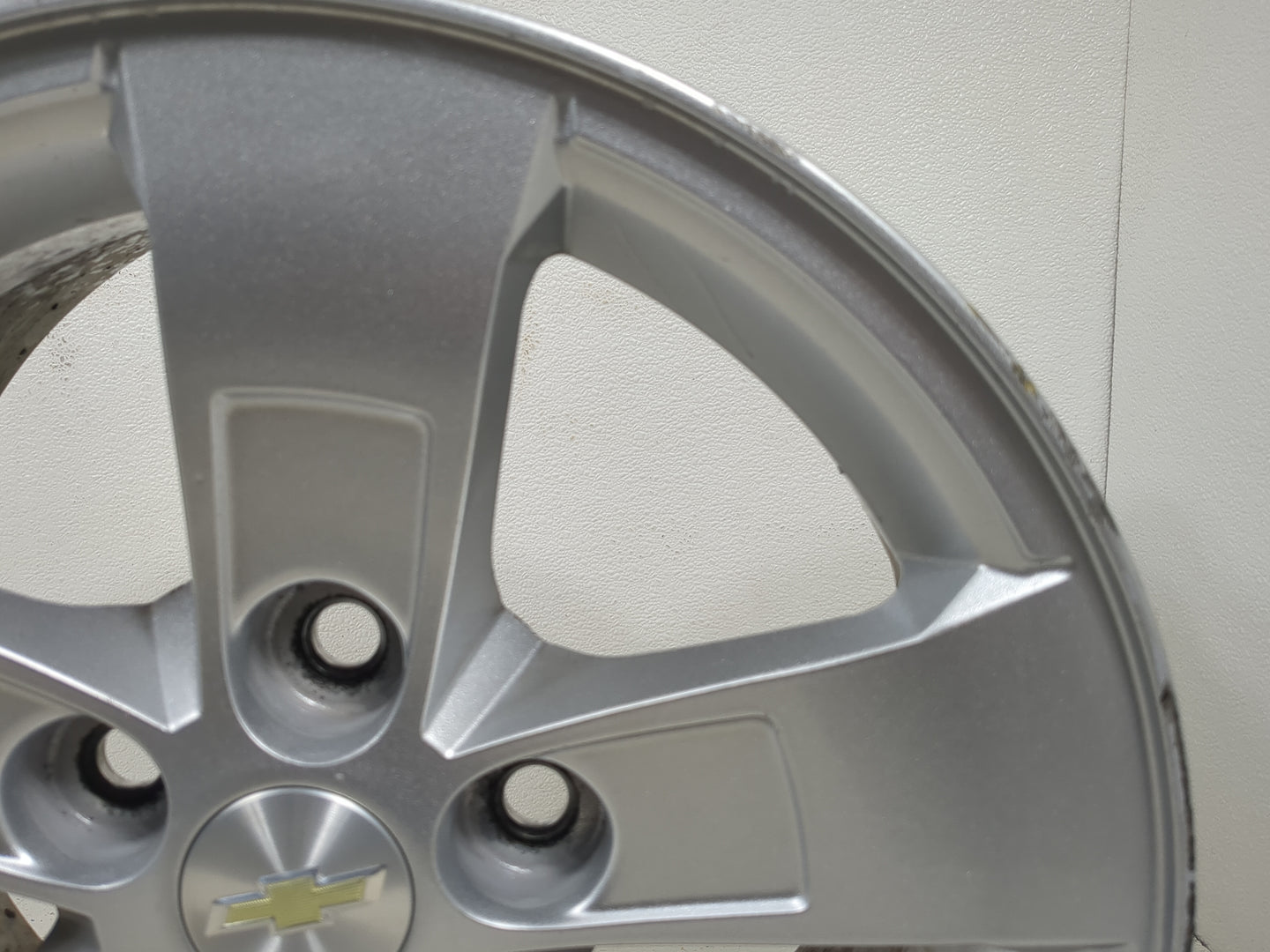 2013-2016 Chevrolet Malibu Oem Wheel Rim 5000922 - Oemusedautoparts1.com