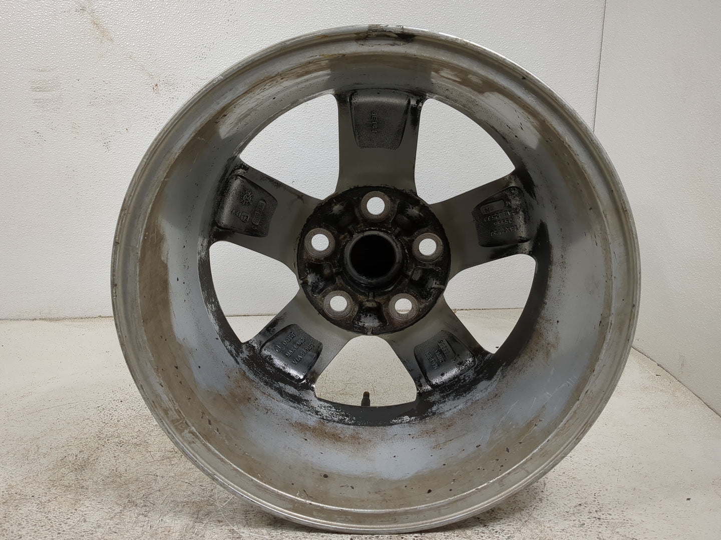 2013-2016 Chevrolet Malibu Oem Wheel Rim 5000923 - Oemusedautoparts1.com