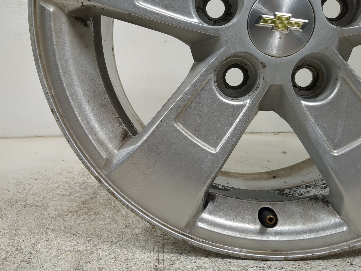 2013-2016 Chevrolet Malibu Oem Wheel Rim 5000923 - Oemusedautoparts1.com