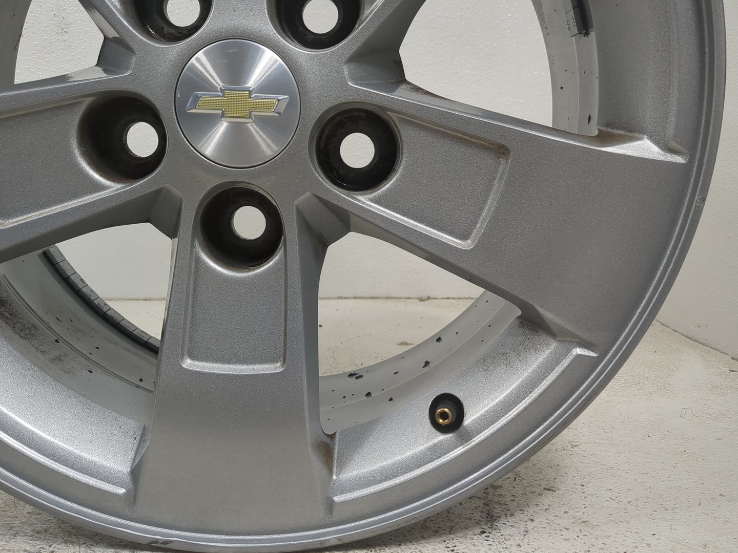 2013-2016 Chevrolet Malibu Oem Wheel Rim 5000924 - Oemusedautoparts1.com