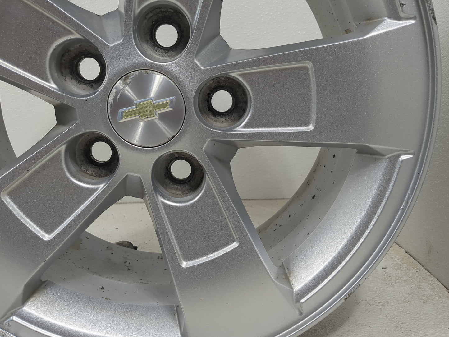 2013-2016 Chevrolet Malibu Oem Wheel Rim 5000925 - Oemusedautoparts1.com