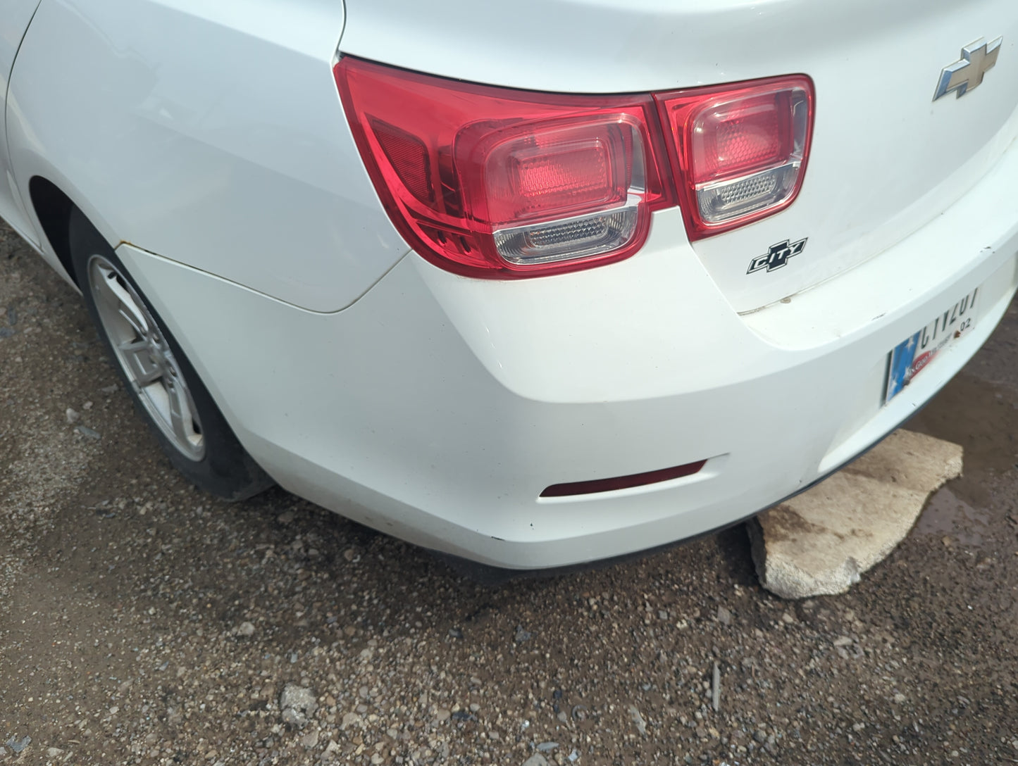 2013-2016 Chevrolet Malibu Rear Bumper Assembly Oem 5009568 - Oemusedautoparts1.com