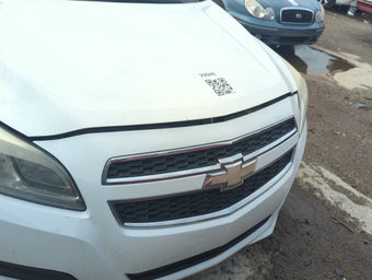 compare product 2013-2013 Chevrolet Malibu Front Grille Bumper Not Included