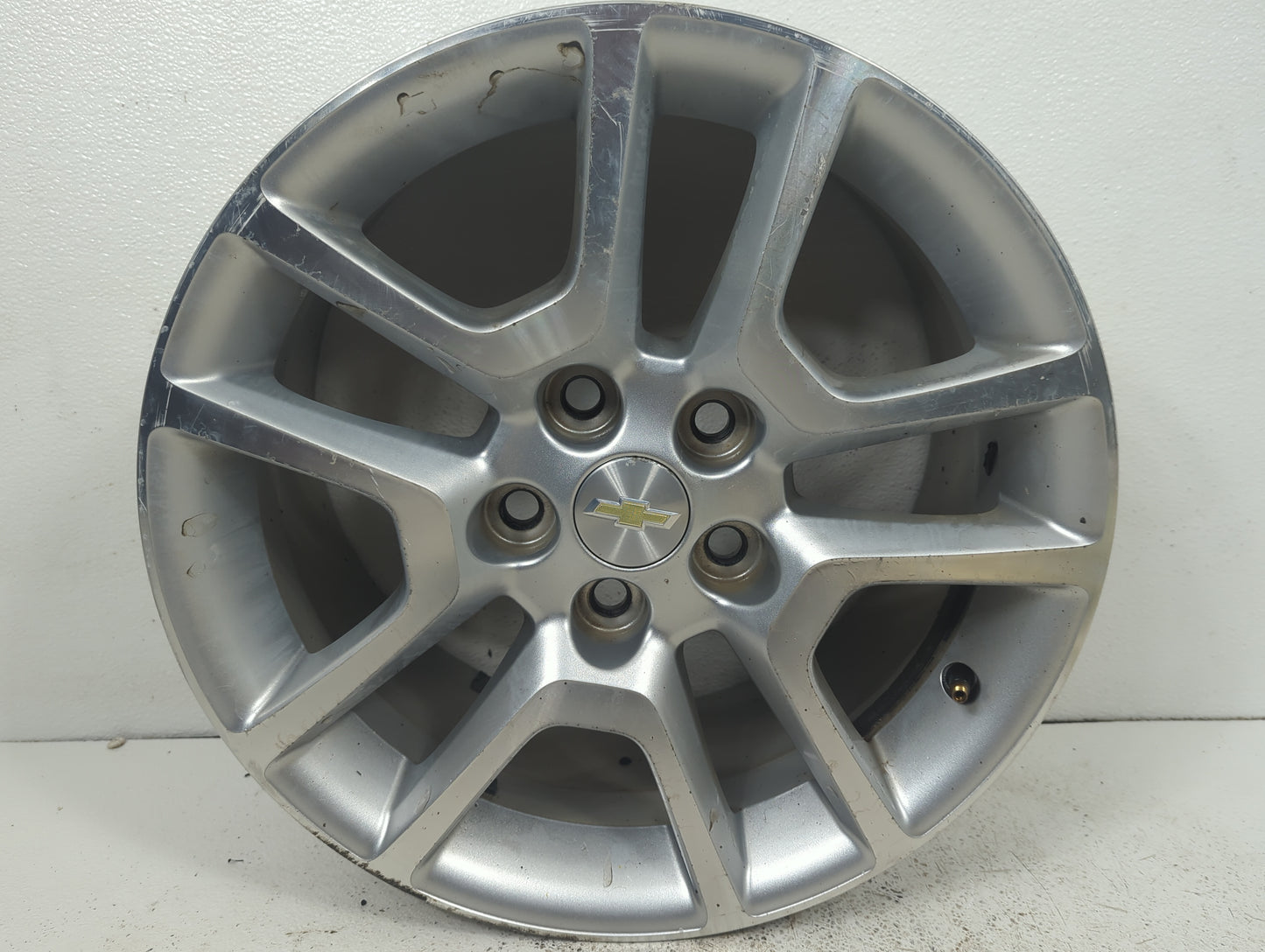 2013 Chevrolet Malibu Oem Wheel Rim 5024828 - Oemusedautoparts1.com