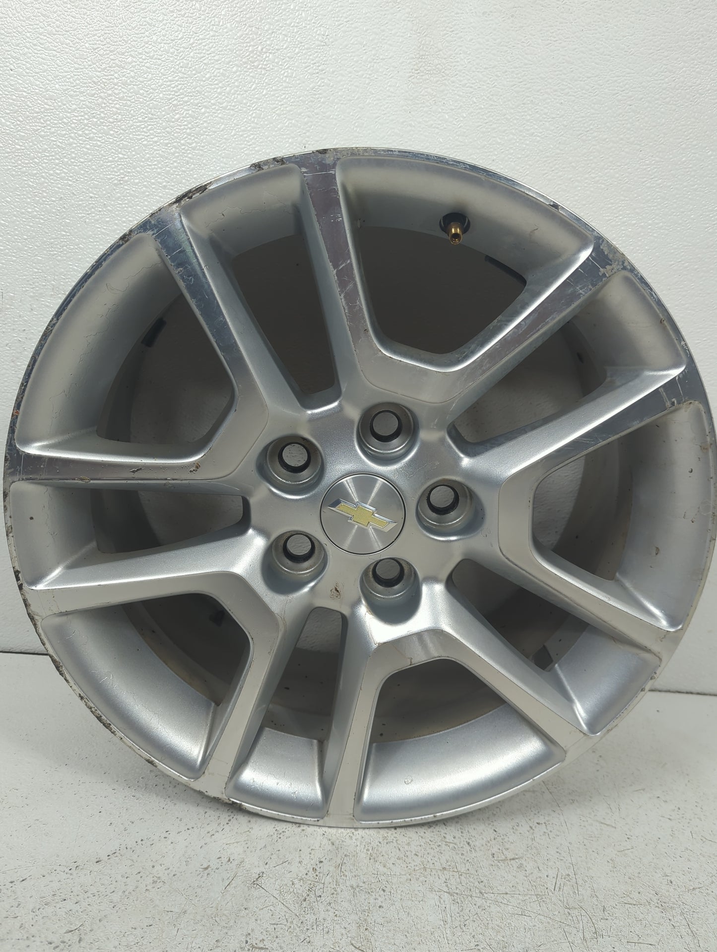 2013 Chevrolet Malibu Oem Wheel Rim 5024831 - Oemusedautoparts1.com