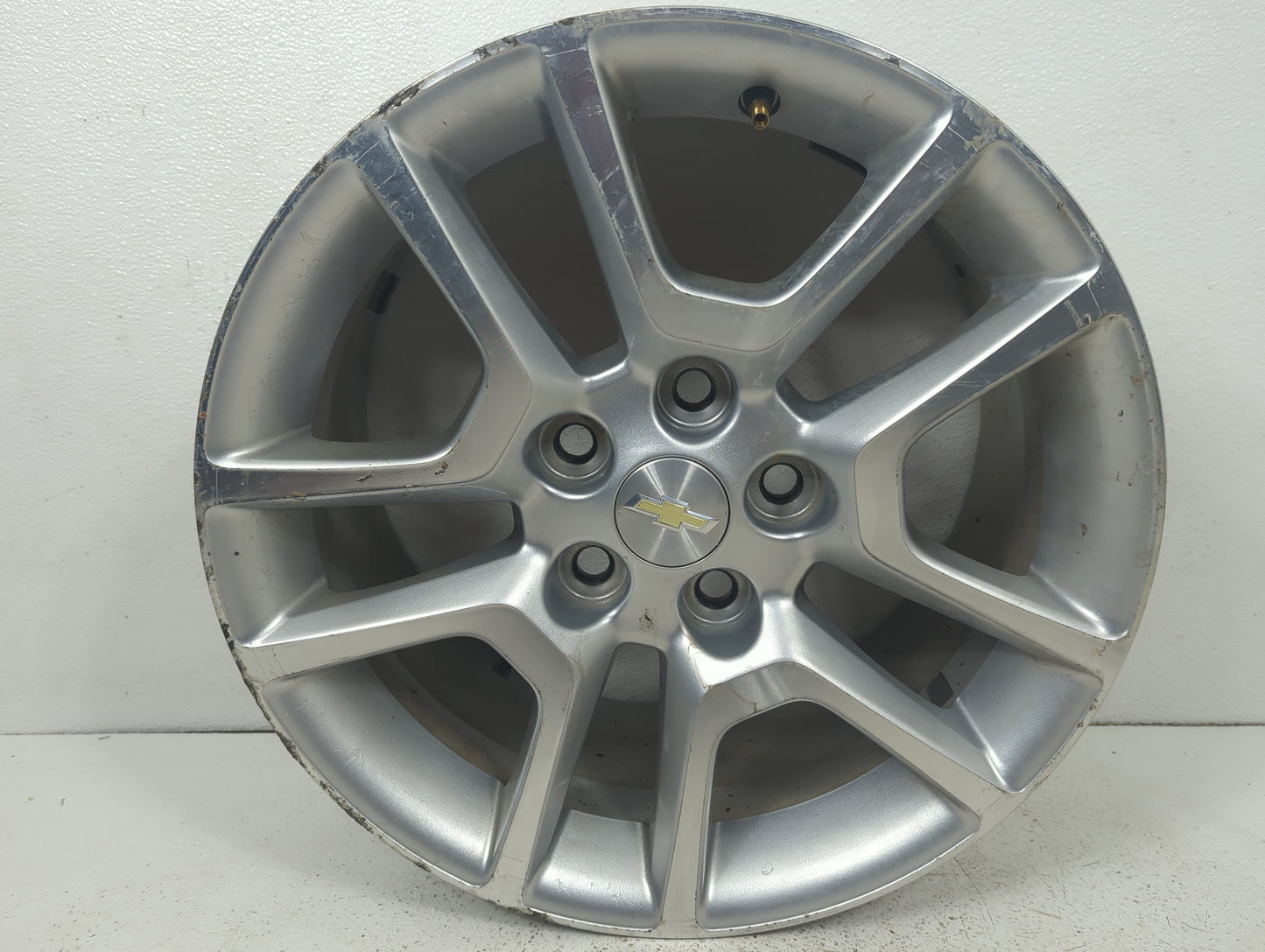 2013 Chevrolet Malibu Oem Wheel Rim 5024831 - Oemusedautoparts1.com