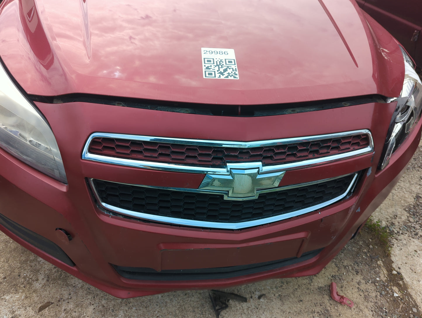 2013-2013 Chevrolet Malibu Front Grille Bumper Not Included - Oemusedautoparts1.com