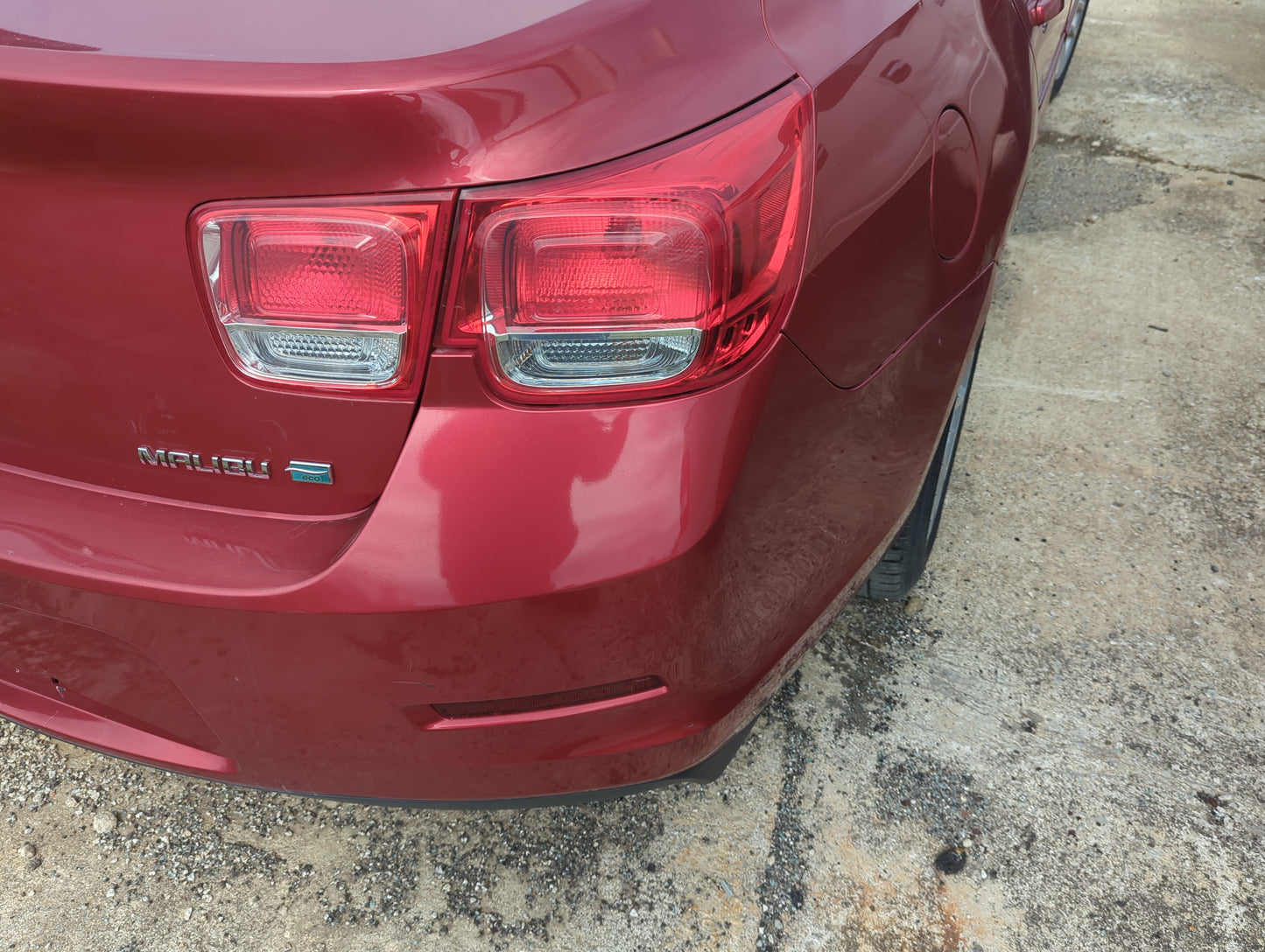 2013-2016 Chevrolet Malibu Rear Bumper Assembly Oem 5027971 - Oemusedautoparts1.com