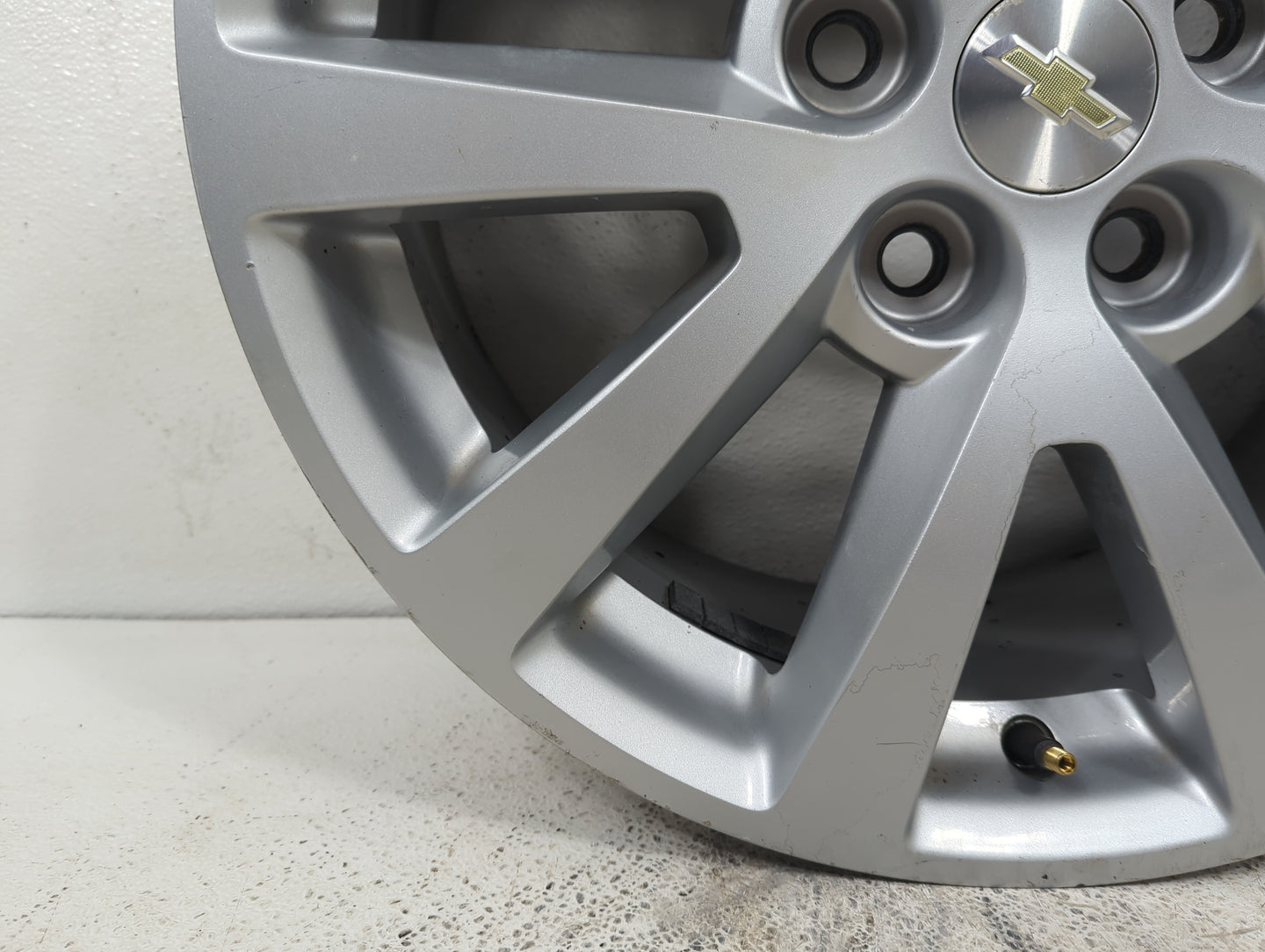 2013 Chevrolet Malibu Oem Wheel Rim 5028028 - Oemusedautoparts1.com