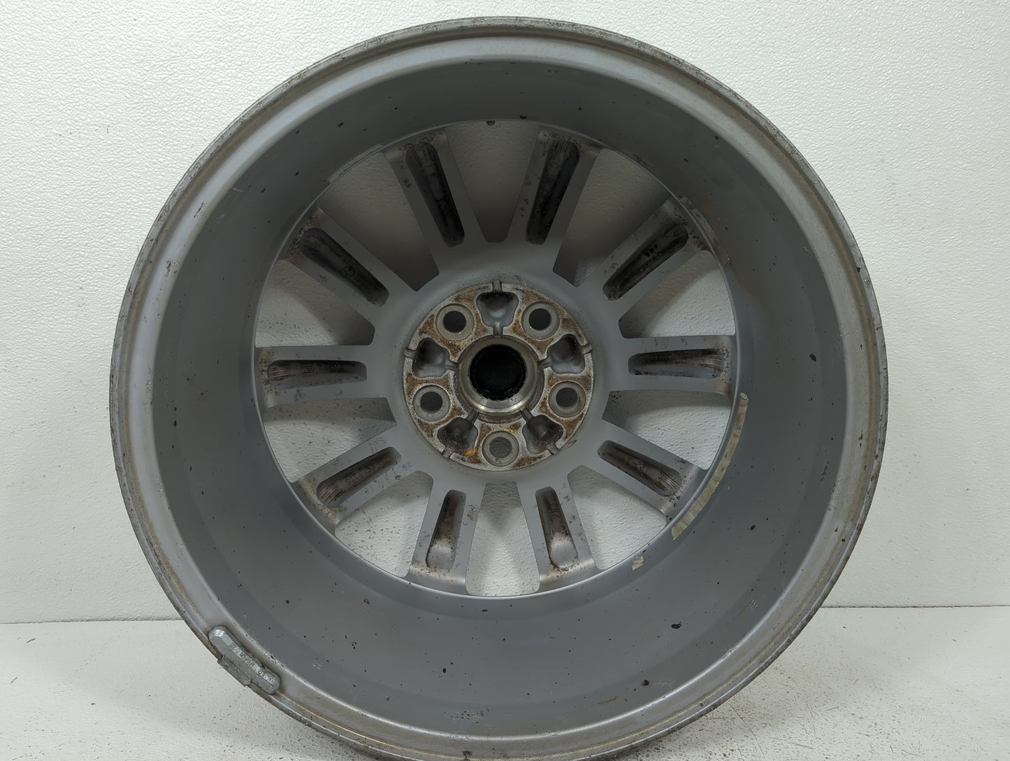 2013 Chevrolet Malibu Oem Wheel Rim 5028029 - Oemusedautoparts1.com