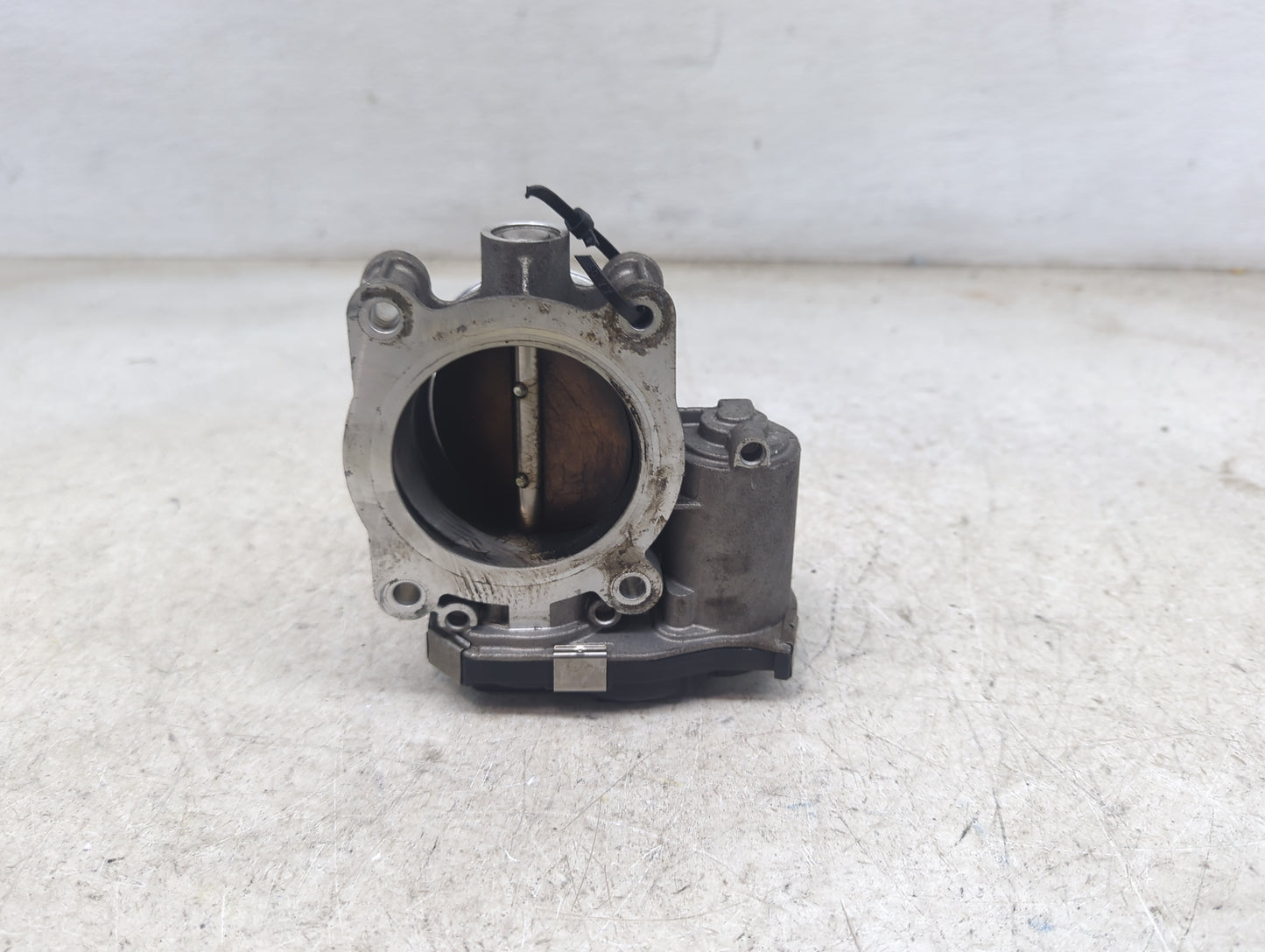 2013-2015 Chevrolet Malibu Throttle Body Fits Fits 2013 2014 2015 2017 2018 2019 2020 OEM Used Auto Parts - Oemusedautoparts