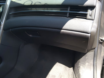 2013 Chevrolet Malibu Passenger Glove Box Door Storage Compartment 5028045 - Oemusedautoparts1.com