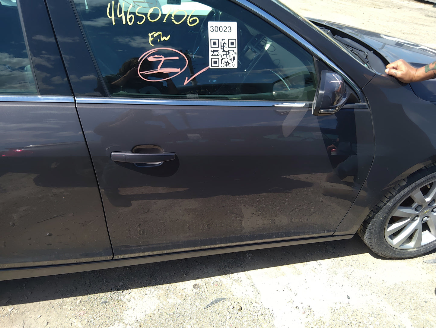 2013-2014 Chevrolet Malibu Passenger Front Door Oem 5028047 - Oemusedautoparts1.com