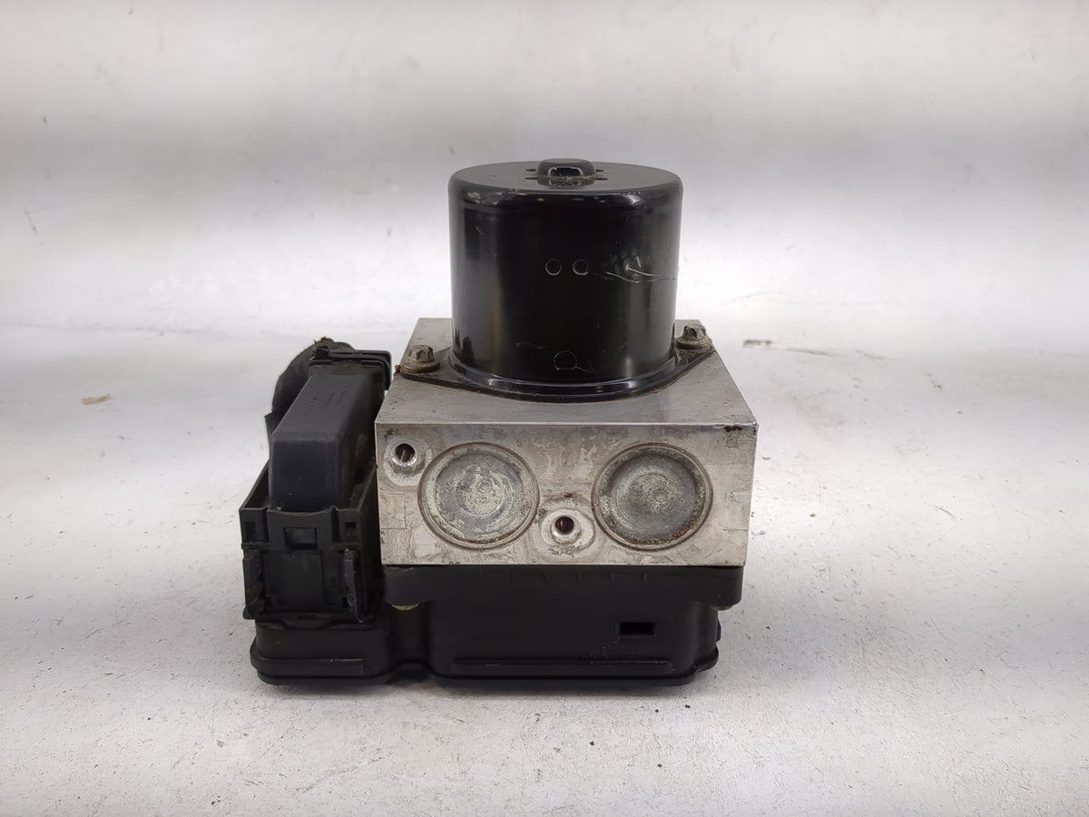 2013-2016 Chevrolet Malibu ABS Pump Control Module Replacement P/N:22971448 16817041 Fits Fits 2012 2013 2014 2015 2016 OEM 