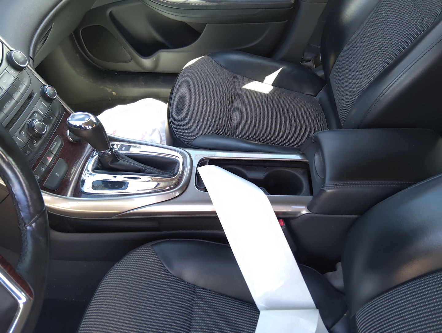 2013 Chevrolet Malibu Center Floor Console Fits OEM Used Auto Parts - Oemusedautoparts1.com
