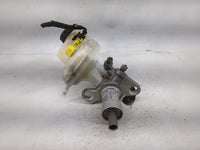2013-2016 Chevrolet Malibu Brake Master Cylinder 5028145 - Oemusedautoparts1.com
