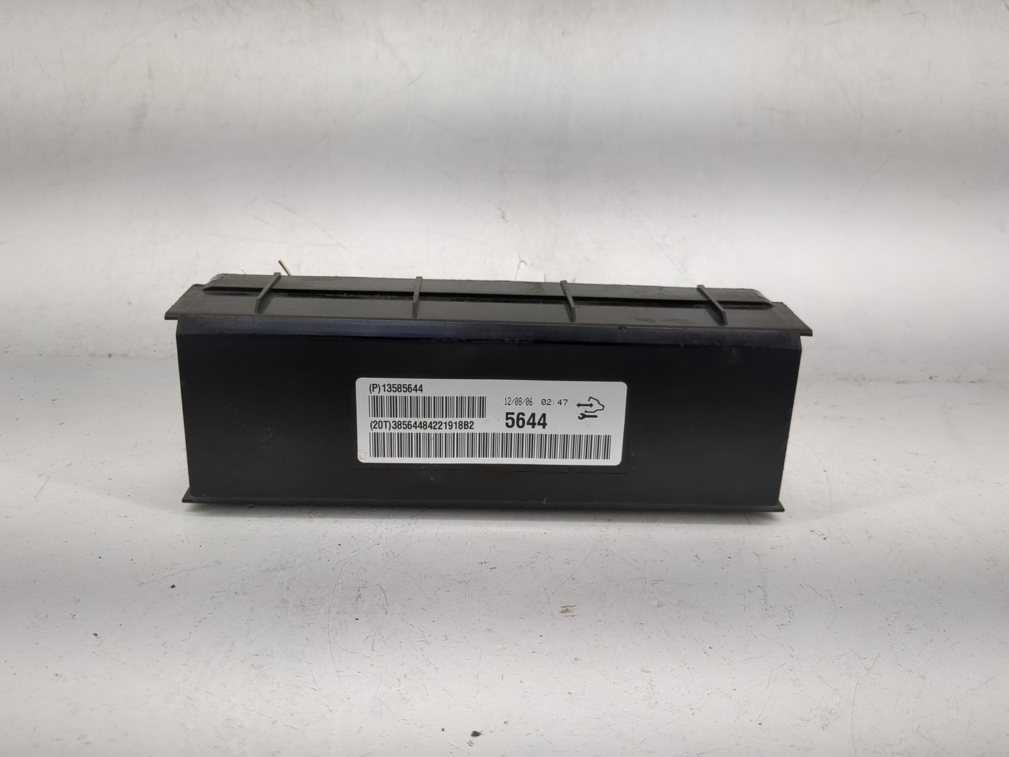2013-2013 Chevrolet Malibu Communication Control Module 5028206 - Oemusedautoparts1.com