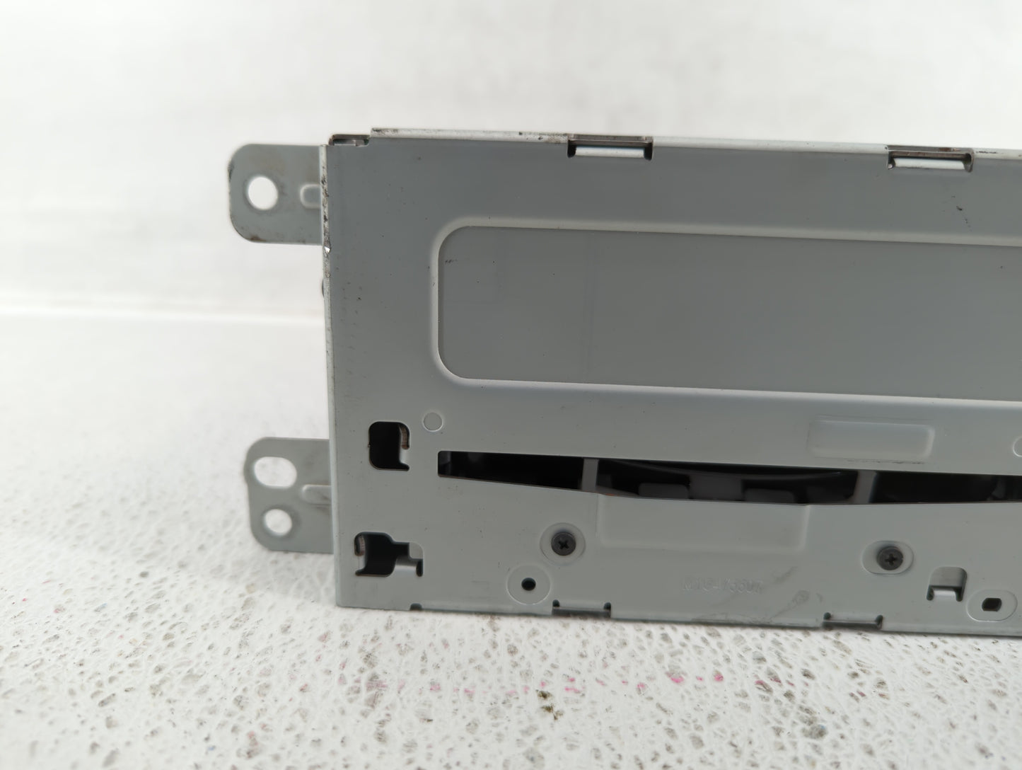 2013 Chevrolet Malibu Radio AM FM Cd Player Receiver Replacement P/N:22880998 22923802 Fits OEM Used Auto Parts - Oemusedaut