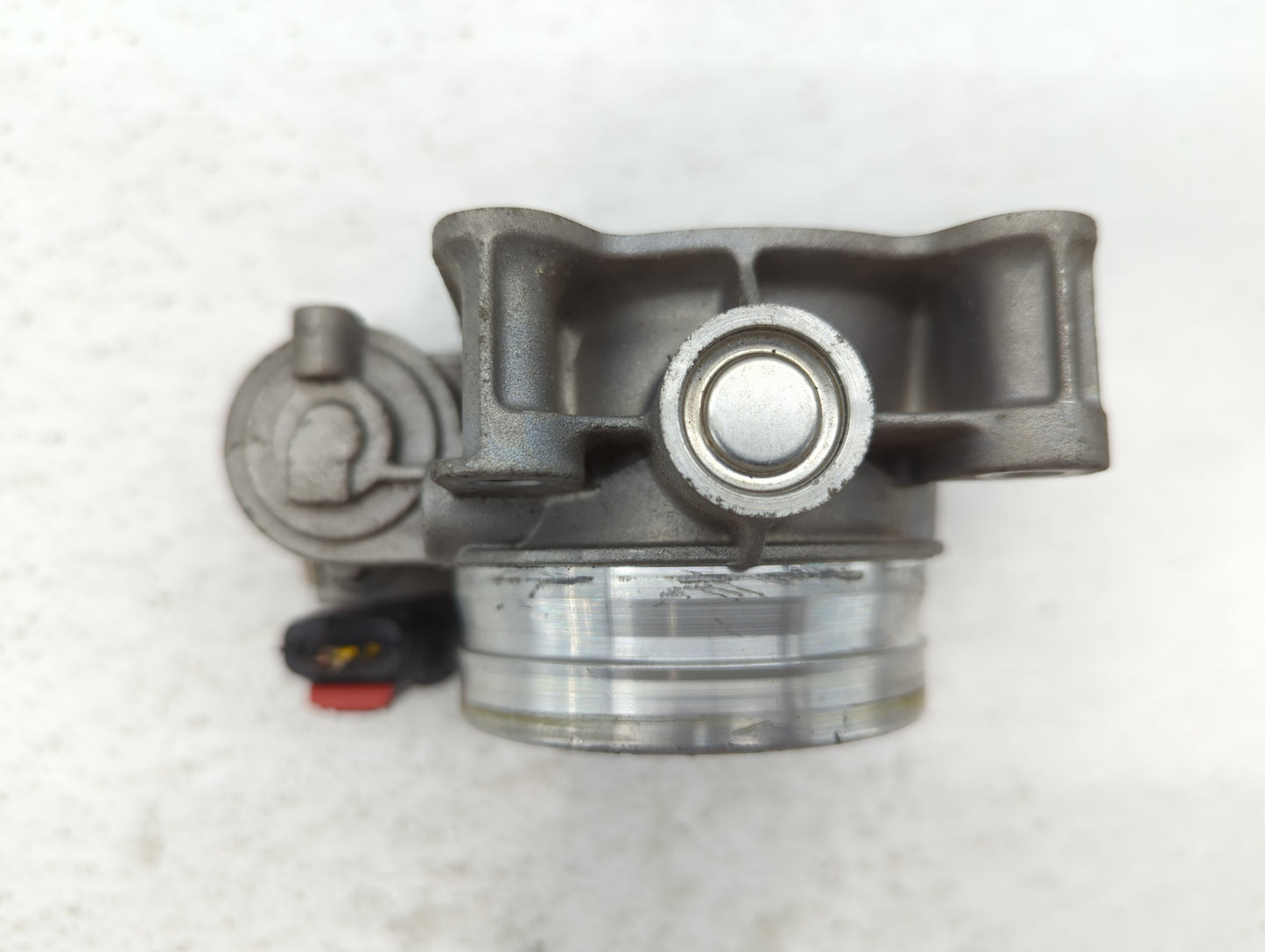 2013-2021 Chevrolet Malibu Throttle Body P/N:12627067DA Fits Fits 2013 2014 2015 2016 2017 2018 2019 2020 2021 OEM Used Auto