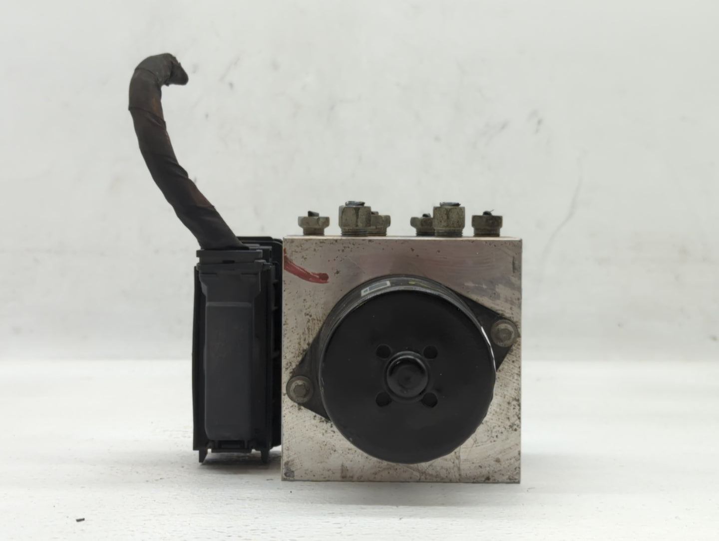 2013-2016 Chevrolet Malibu ABS Pump Control Module Replacement P/N:22863598 22838815, 22971448 Fits Fits 2012 2013 2014 2015