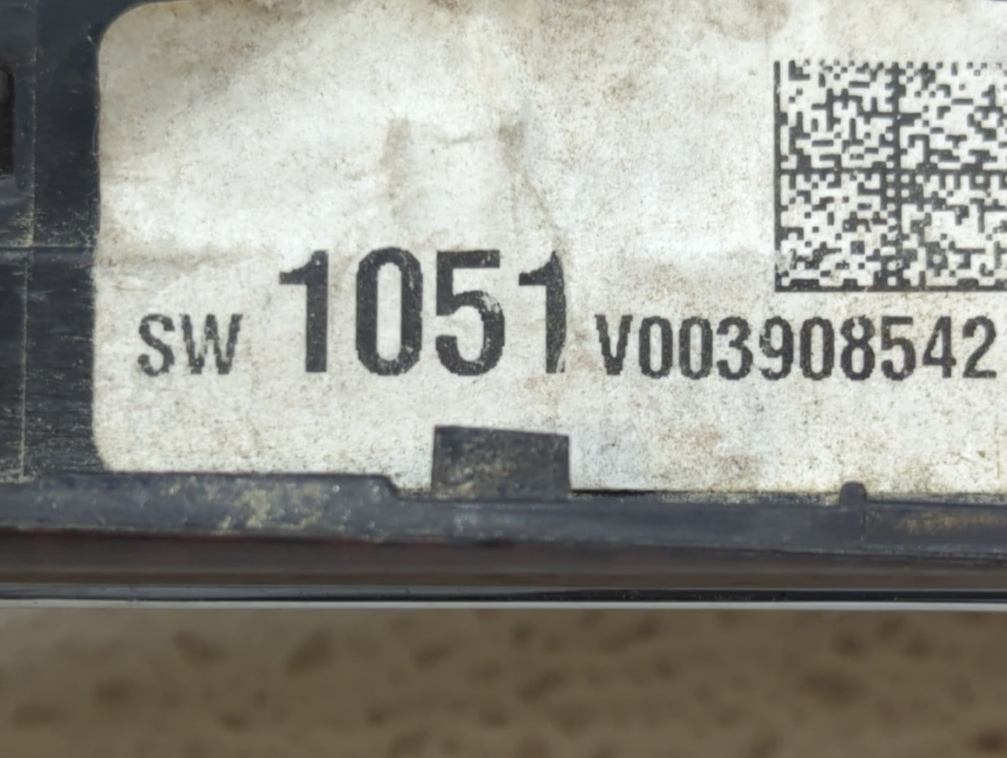 2013 Chevrolet Malibu Master Power Window Switch Replacement Driver Side Left P/N:22823883 20917580, 13305370 Fits Fits 2011