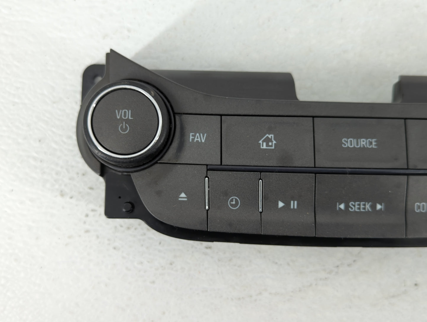 2013-2013 Chevrolet Malibu Radio Control Panel - Oemusedautoparts1.com