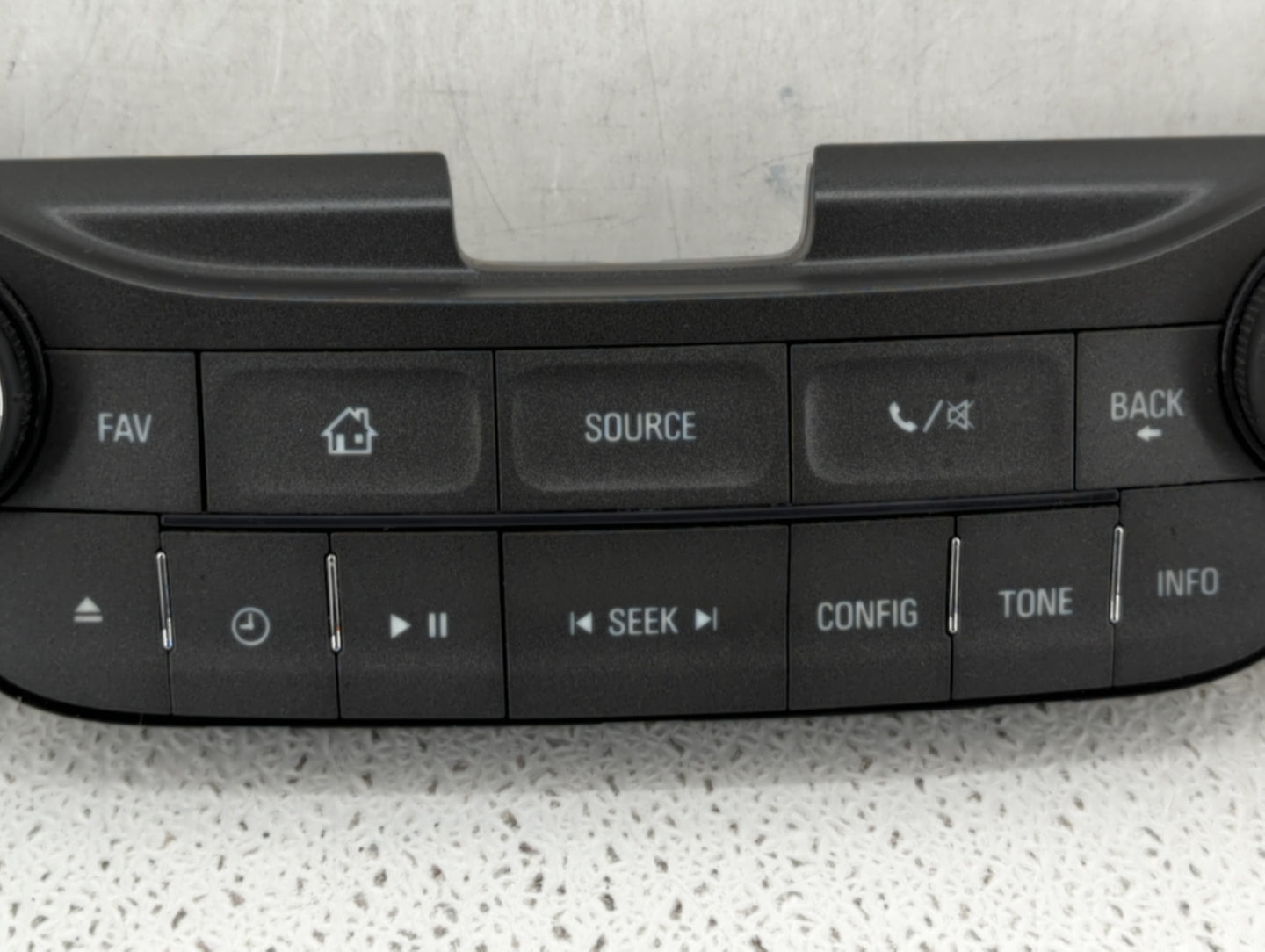 2013-2013 Chevrolet Malibu Am Fm Cd Player Radio Receiver - Oemusedautoparts1.com