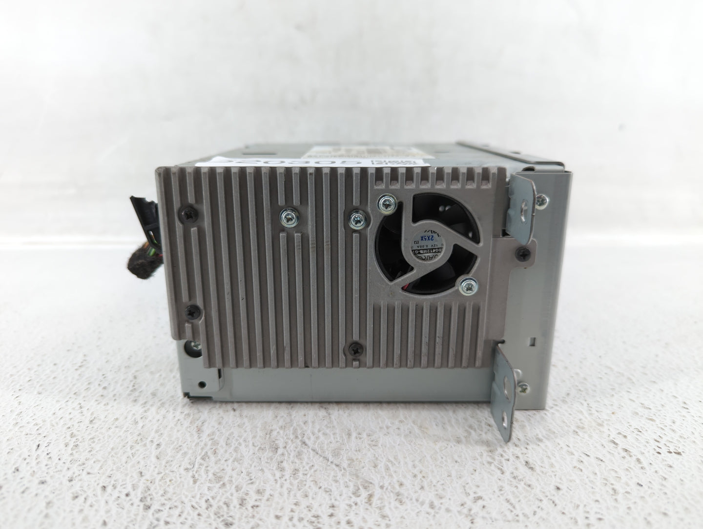 2013-2013 Chevrolet Malibu Am Fm Cd Player Radio Receiver - Oemusedautoparts1.com