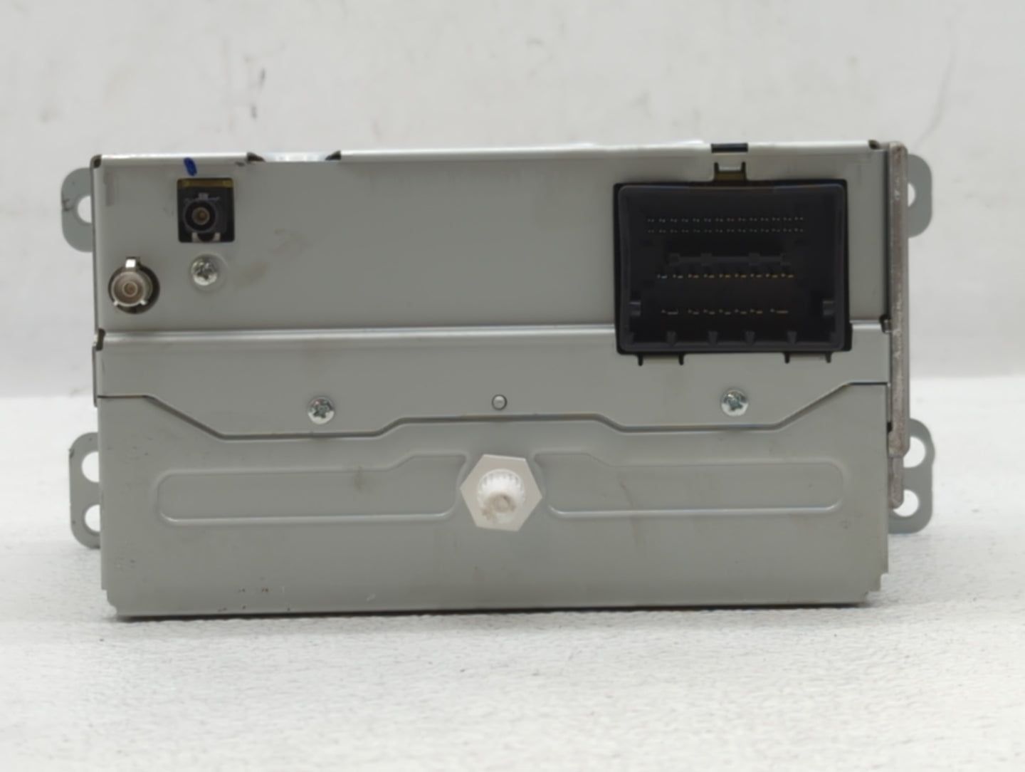 2013-2013 Chevrolet Malibu Am Fm Cd Player Radio Receiver - Oemusedautoparts1.com