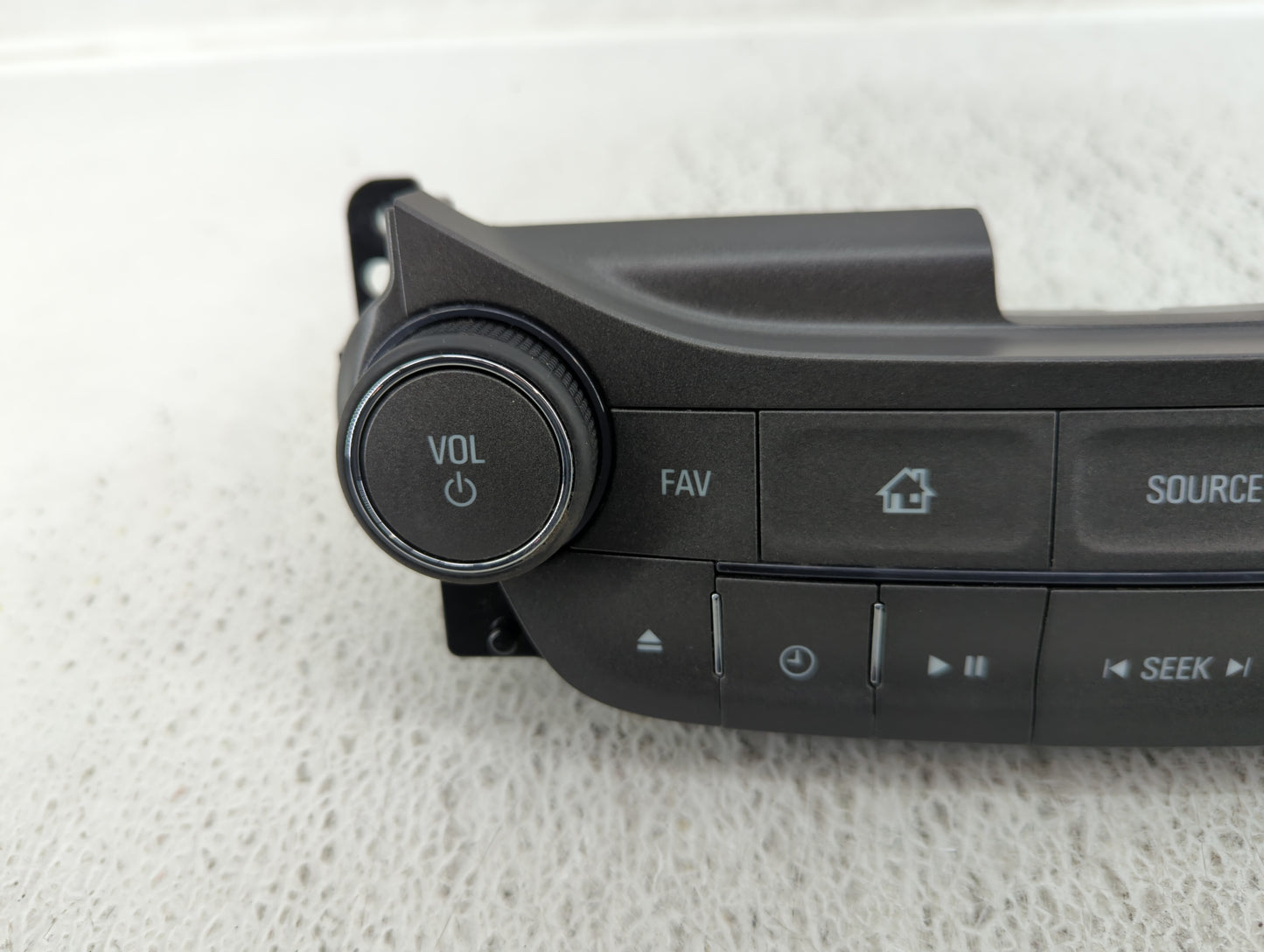 2013-2013 Chevrolet Malibu Radio Control Panel - Oemusedautoparts1.com