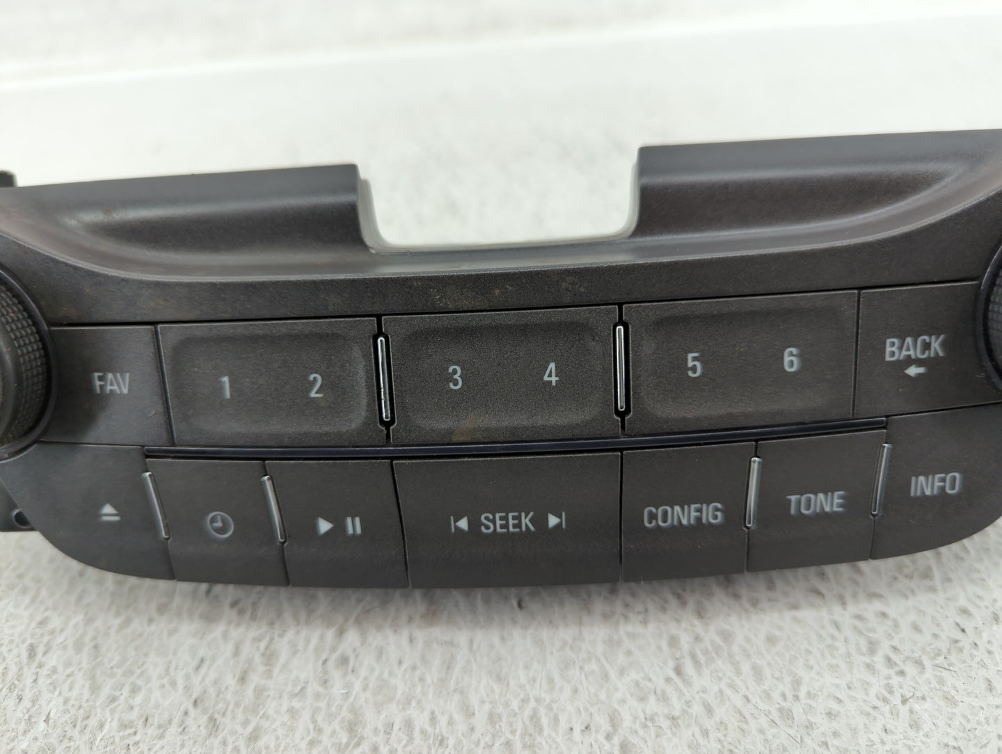 2013-2013 Chevrolet Malibu Radio Control Panel - Oemusedautoparts1.com