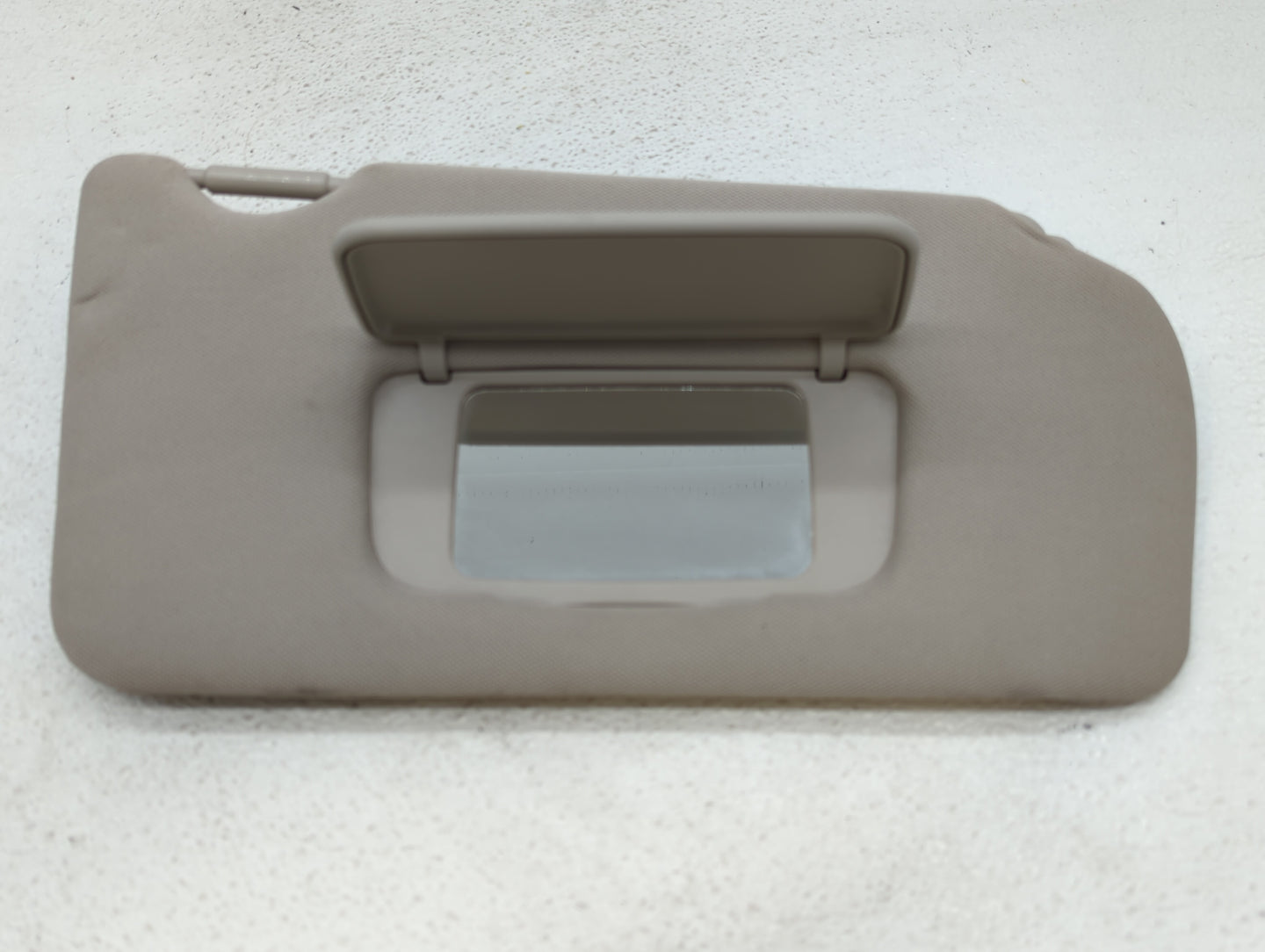 2013-2016 Chevrolet Malibu Sun Visor Shade Replacement Passenger Right Mirror Fits Fits 2013 2014 2015 2016 OEM Used Auto Pa