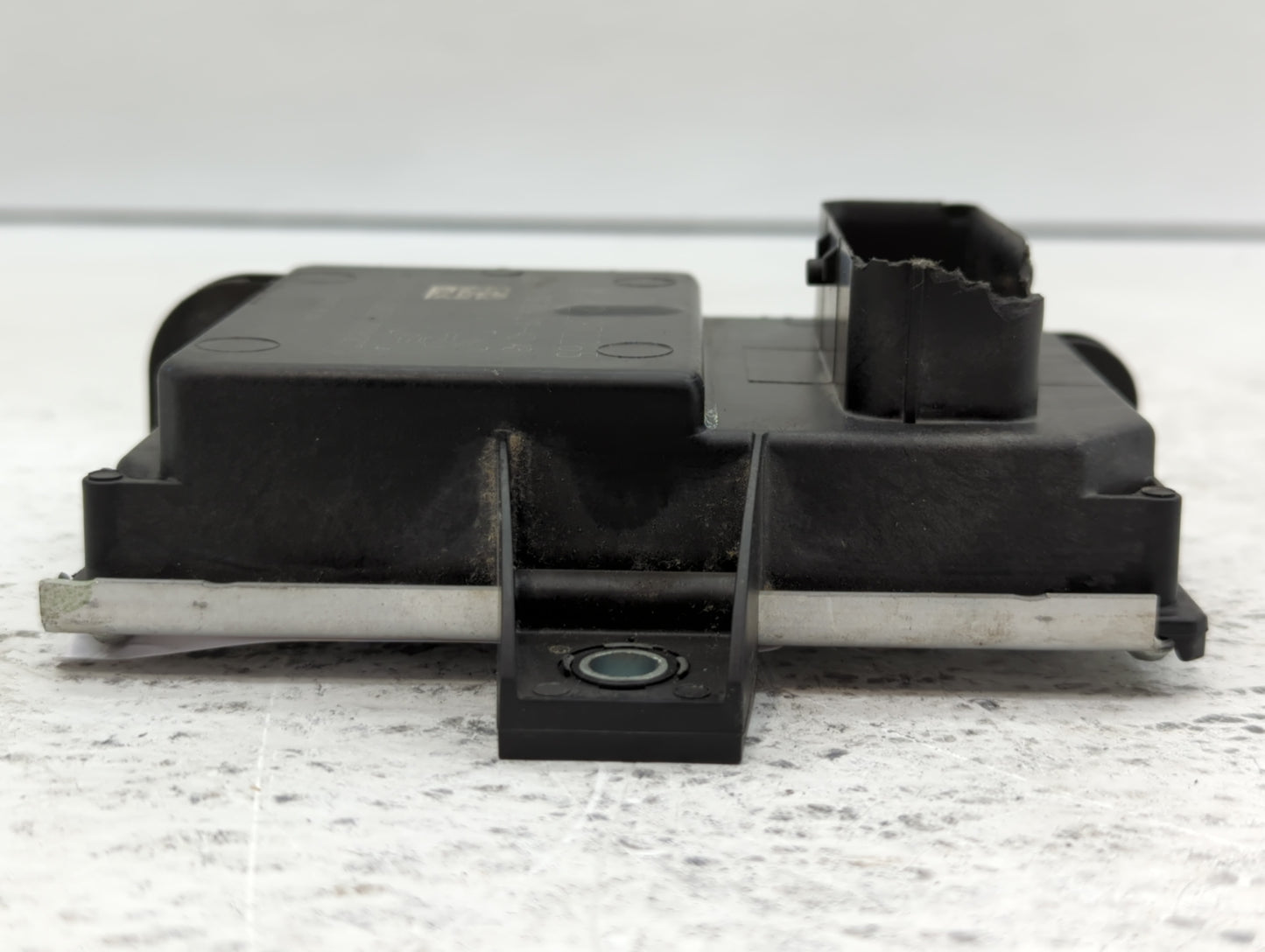 2011-2014 Chevrolet Malibu Hybrid DC Synergy Drive Power Inverter P/N:22872265 22758323 Fits Fits 2010 2011 2012 2013 2014 O