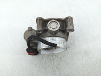 2013-2015 Chevrolet Malibu Throttle Body P/N:12627217DA Fits Fits 2013 2014 2015 2017 2018 2019 2020 OEM Used Auto Parts - O