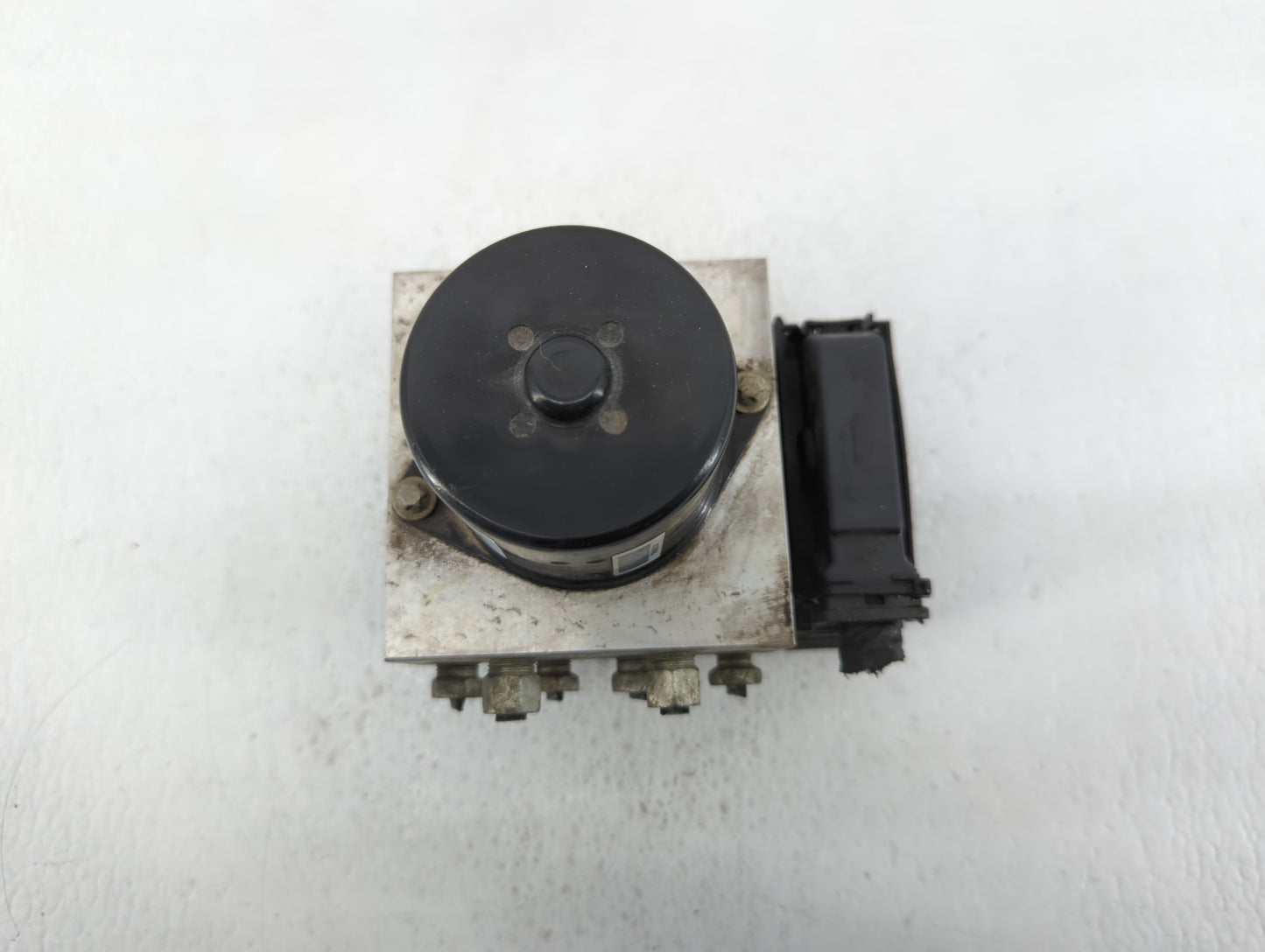 2013-2016 Chevrolet Malibu ABS Pump Control Module Replacement P/N:22971448 22863598 Fits Fits 2012 2013 2014 2015 2016 OEM 