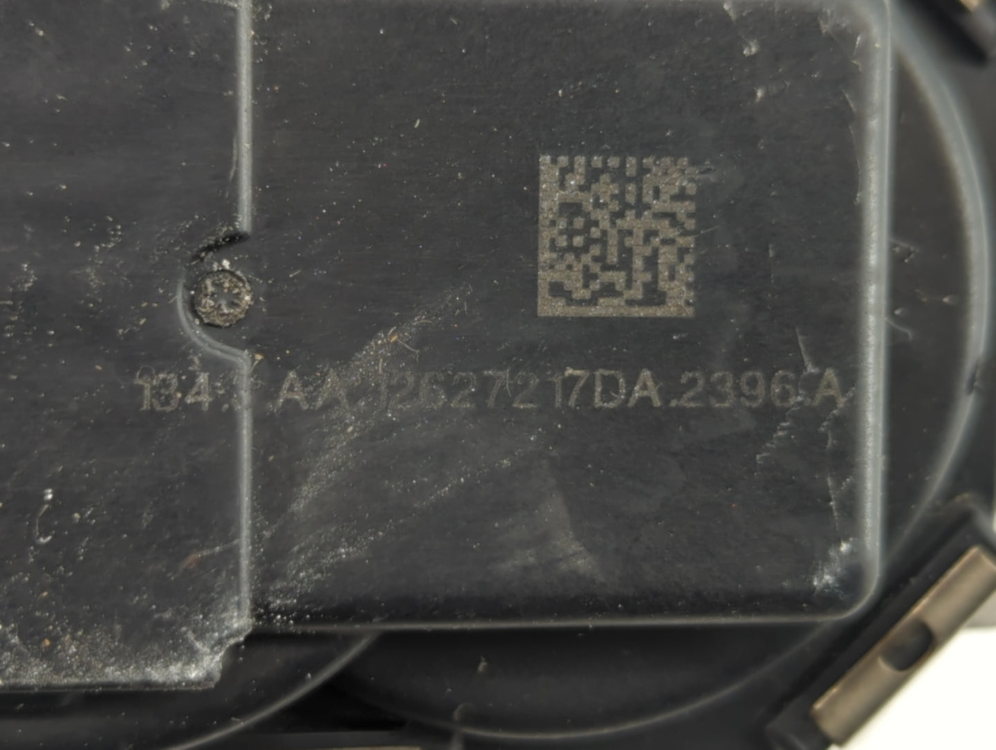 2013-2015 Chevrolet Malibu Throttle Body P/N:12627217DA Fits Fits 2013 2014 2015 2017 2018 2019 2020 OEM Used Auto Parts - O
