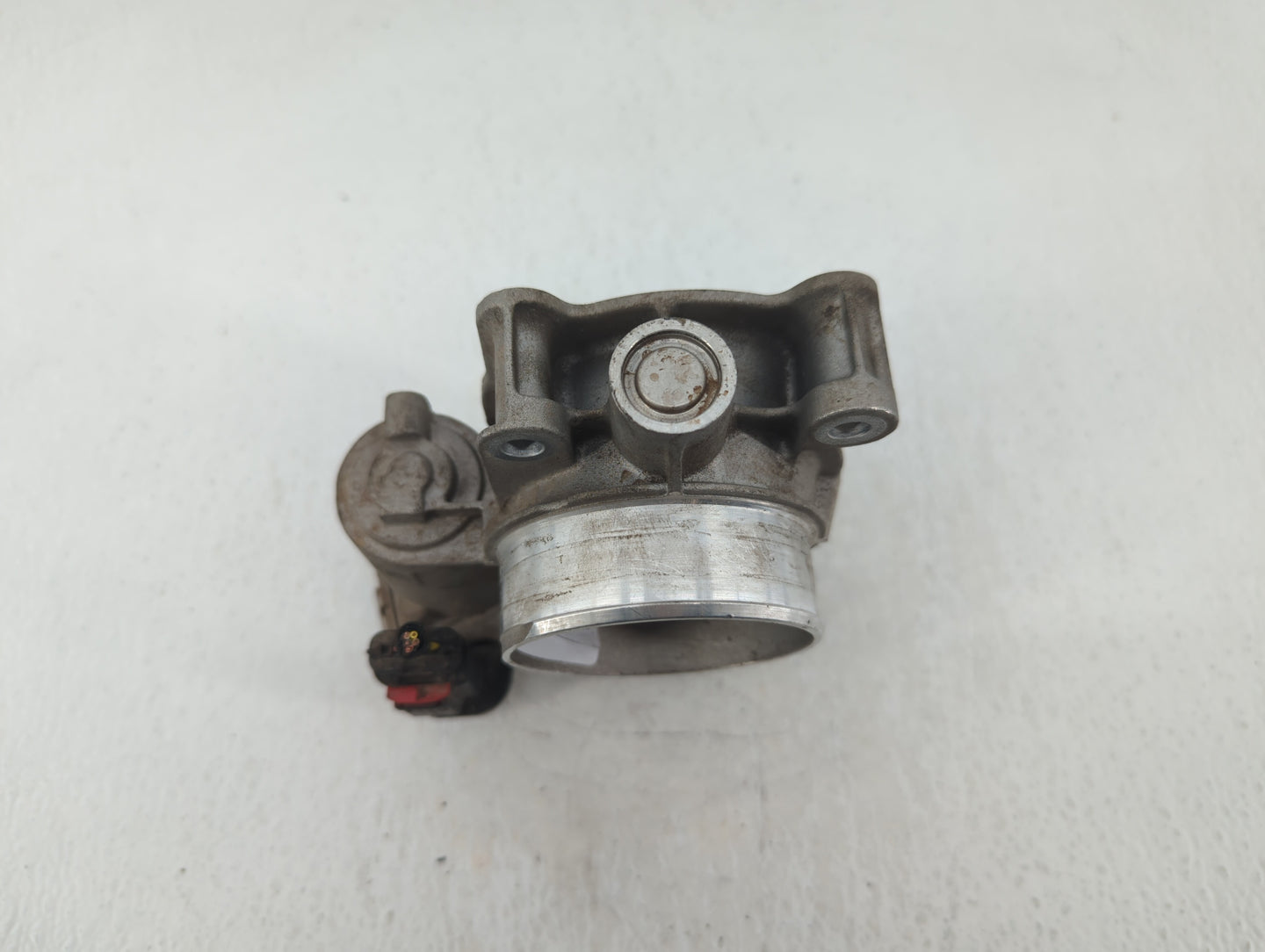 2013-2015 Chevrolet Malibu Throttle Body P/N:12627217DA Fits Fits 2013 2014 2015 2017 2018 2019 2020 OEM Used Auto Parts - O