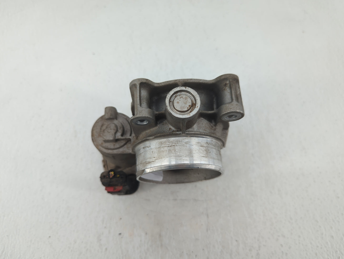 2013-2015 Chevrolet Malibu Throttle Body P/N:12627217DA Fits Fits 2013 2014 2015 2017 2018 2019 2020 OEM Used Auto Parts - O