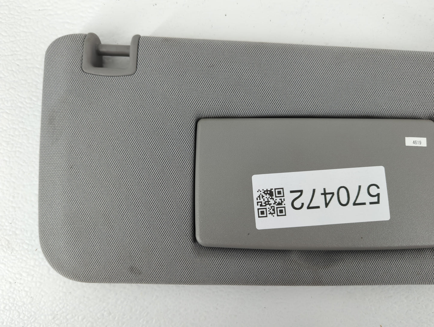 2013-2016 Chevrolet Malibu Sun Visor Shade Replacement Driver Left Mirror Fits Fits 2013 2014 2015 2016 OEM Used Auto Parts 