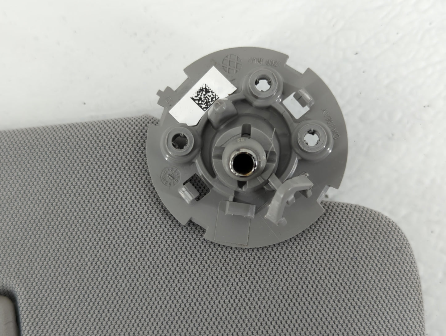 2013-2016 Chevrolet Malibu Sun Visor Shade Replacement Driver Left Mirror Fits Fits 2013 2014 2015 2016 OEM Used Auto Parts 