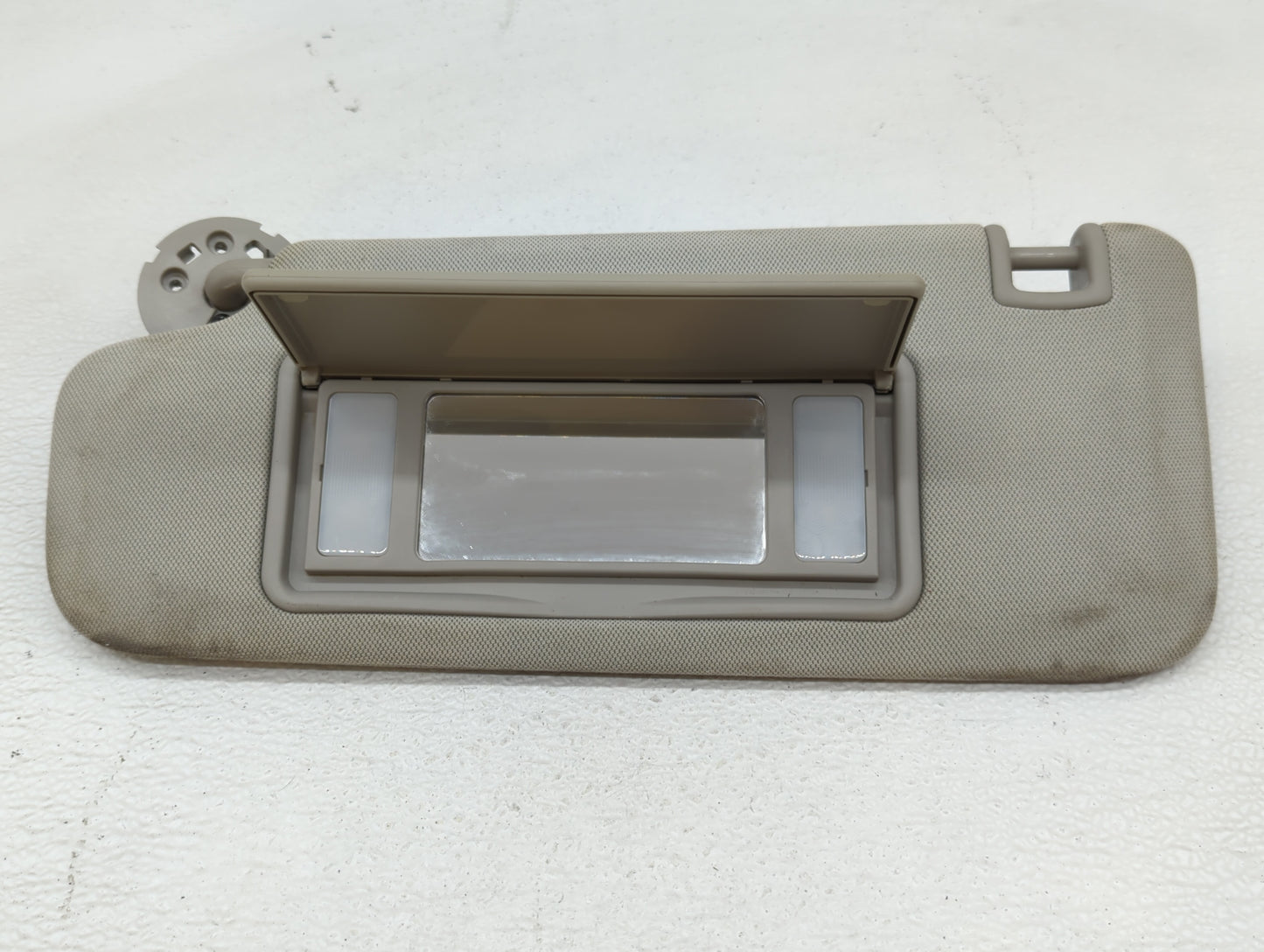 2013-2016 Chevrolet Malibu Sun Visor Shade Replacement Driver Left Mirror Fits Fits 2013 2014 2015 2016 OEM Used Auto Parts 