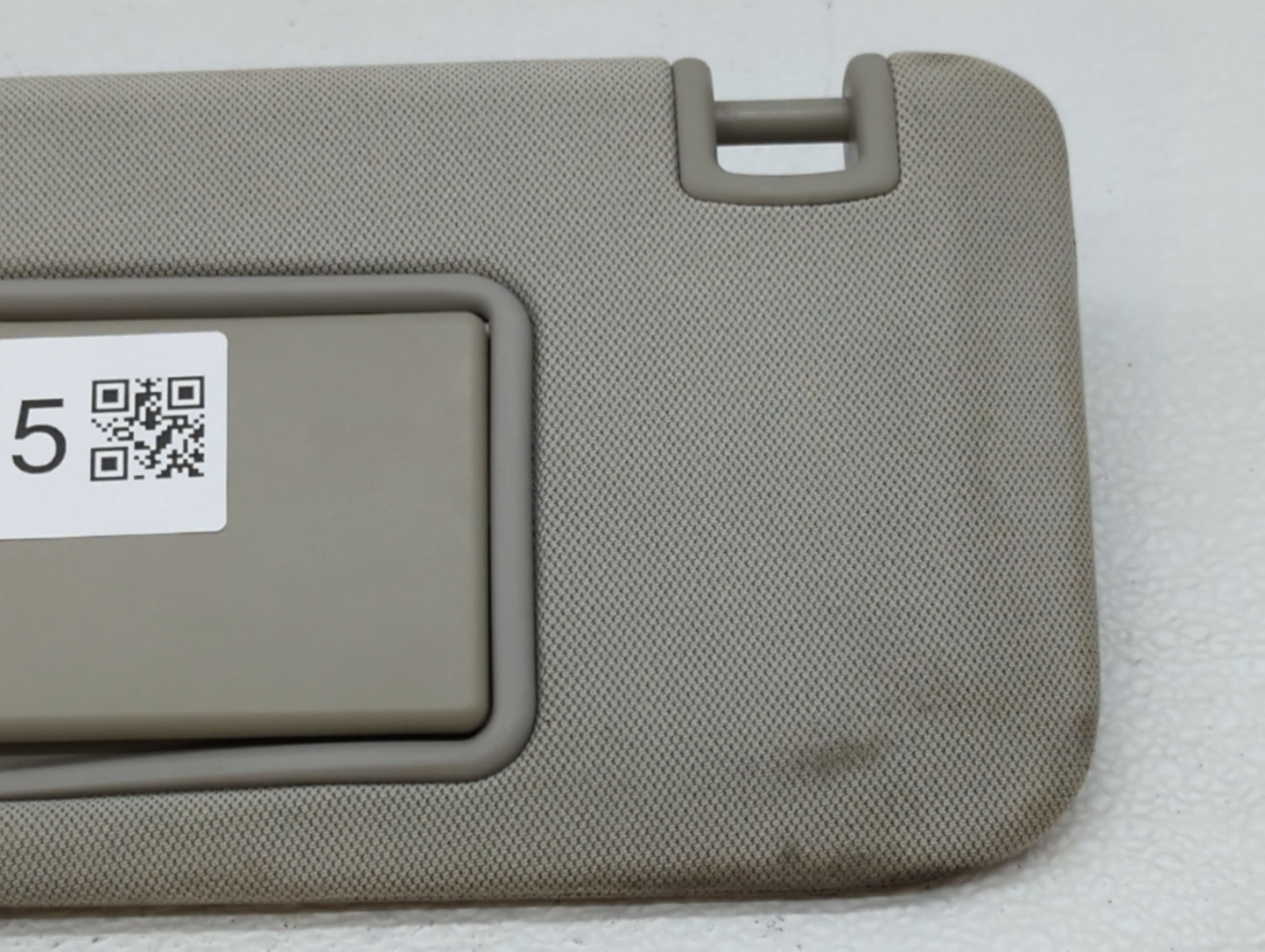 2013-2016 Chevrolet Malibu Sun Visor Shade Replacement Driver Left Mirror Fits Fits 2013 2014 2015 2016 OEM Used Auto Parts 