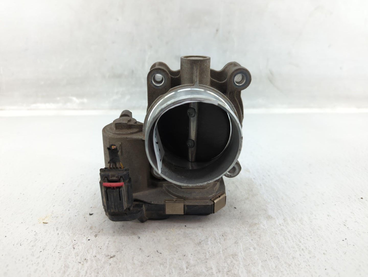 2013-2015 Chevrolet Malibu Throttle Body P/N:12627217DA Fits Fits 2013 2014 2015 2017 2018 2019 2020 OEM Used Auto Parts - O