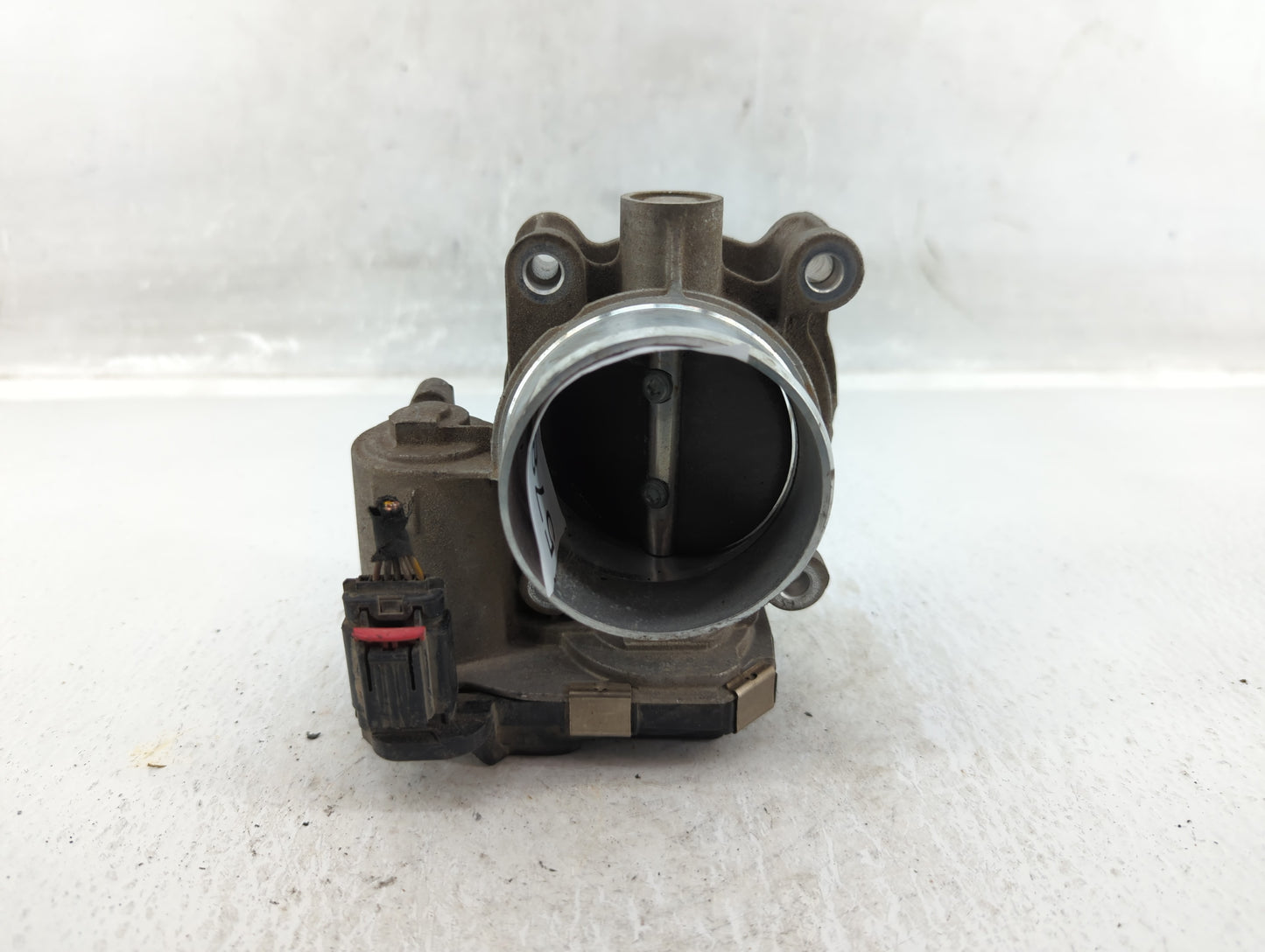2013-2015 Chevrolet Malibu Throttle Body P/N:12627217DA Fits Fits 2013 2014 2015 2017 2018 2019 2020 OEM Used Auto Parts - O