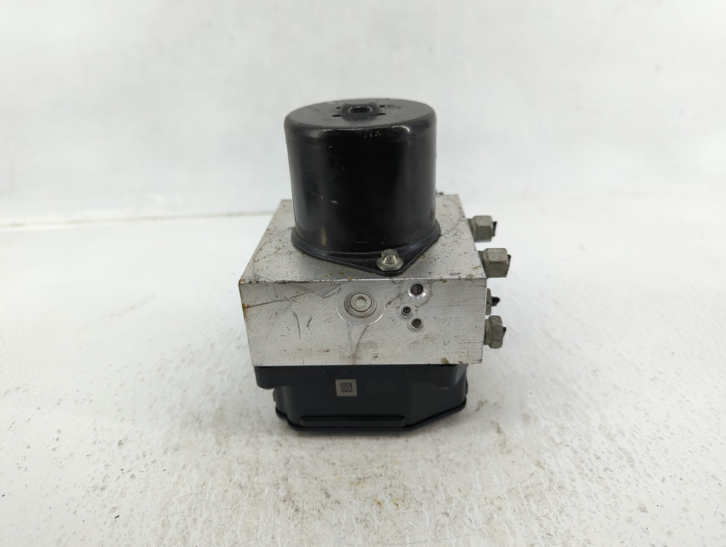 2013-2016 Chevrolet Malibu ABS Pump Control Module Replacement P/N:61589-45100 Fits Fits 2012 2013 2014 2015 2016 OEM Used A