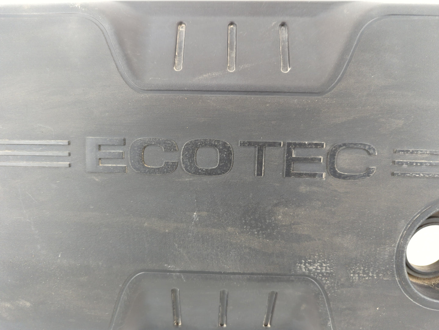 2013 Chevrolet Malibu Engine Cover - Oemusedautoparts1.com
