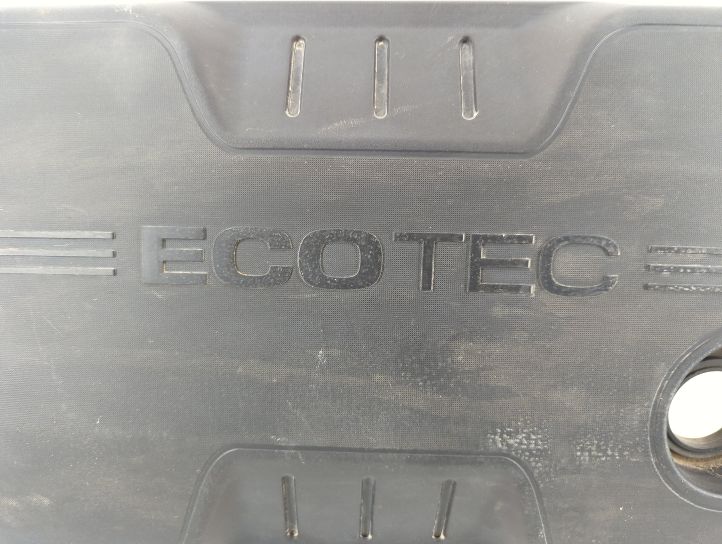 2013 Chevrolet Malibu Engine Cover - Oemusedautoparts1.com