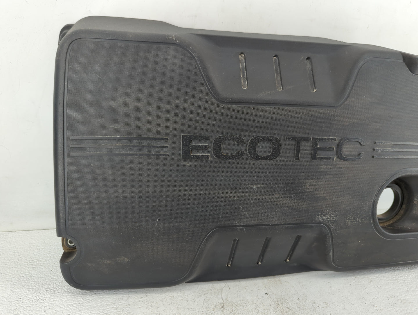 2013 Chevrolet Malibu Engine Cover - Oemusedautoparts1.com