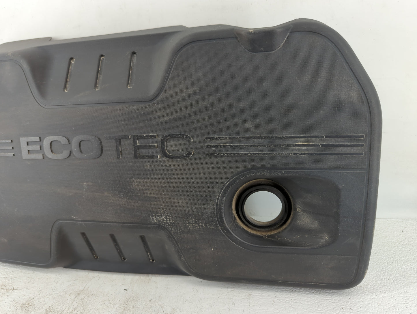 2013 Chevrolet Malibu Engine Cover - Oemusedautoparts1.com