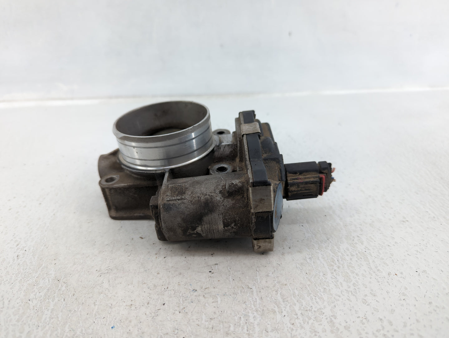2013-2014 Chevrolet Malibu Throttle Body P/N:1263210CA Fits Fits 2012 2013 2014 2015 OEM Used Auto Parts - Oemusedautoparts1